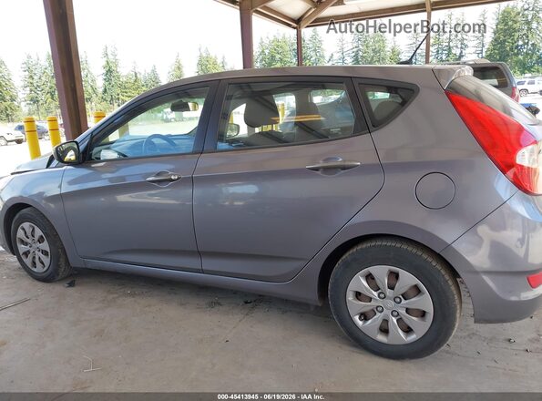 KMHCT5AEXGU255250 2016 HYUNDAI ACCENT Silver უკანა სალონის ხედი