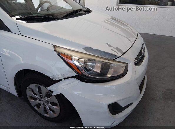 KMHCT5AEXGU278334 2016 HYUNDAI ACCENT White Widok z przodu
