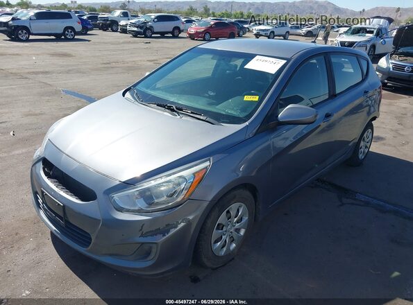 KMHCT5AEXHU326089 2017 HYUNDAI ACCENT Gray Передня ліва чверть