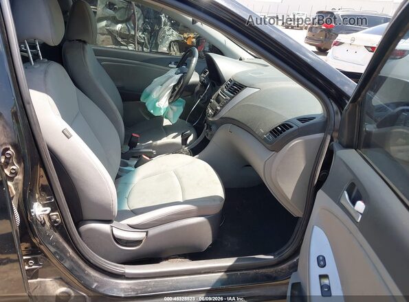 KMHCU5AE2HU354319 2017 HYUNDAI ACCENT Black Vista interior delantera
