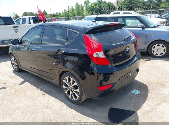 KMHCU5AE2HU354319 2017 HYUNDAI ACCENT Black Trasero izquierdo