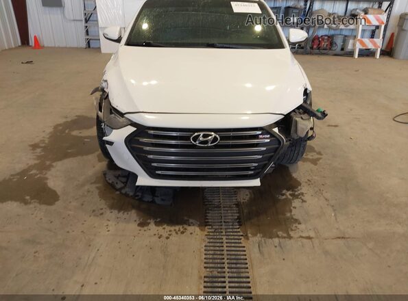 KMHD04LB1HU347777 2017 HYUNDAI ELANTRA Белый Вид спереди