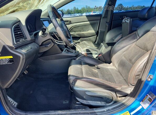 KMHD04LB1HU366510 2017 HYUNDAI ELANTRA Blue Front interior view