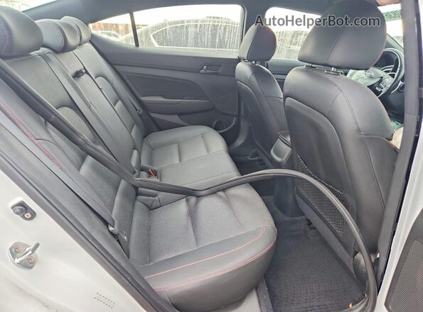 KMHD04LB2HU356262 2017 HYUNDAI ELANTRA White Vista de los asientos traseros