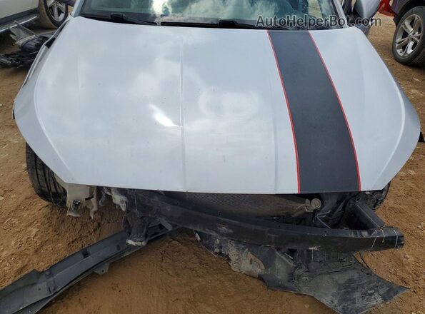 KMHD04LB2KU830007 2019 HYUNDAI ELANTRA Silver Սալոնի հետևի տեսք