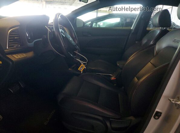 KMHD04LB4JU519905 2018 HYUNDAI ELANTRA Silver 