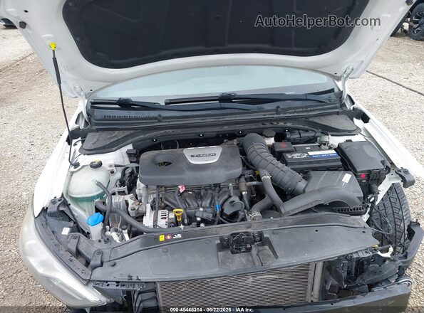 KMHD04LB8HU325937 2017 HYUNDAI ELANTRA White Вид ззаду