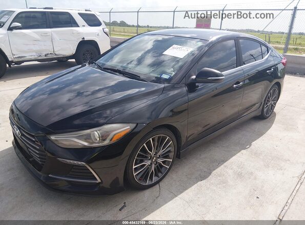 KMHD04LB8JU665773 2018 HYUNDAI ELANTRA Черный Передняя левая четверть
