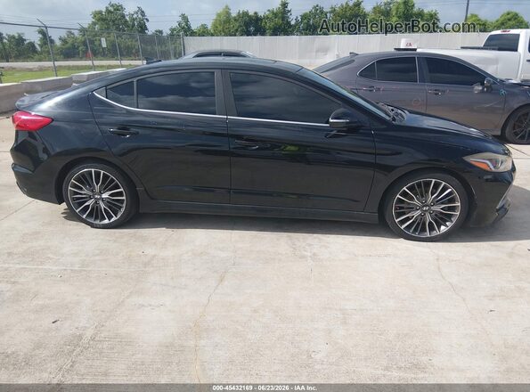 KMHD04LB8JU665773 2018 HYUNDAI ELANTRA Черный Вид задней части салона