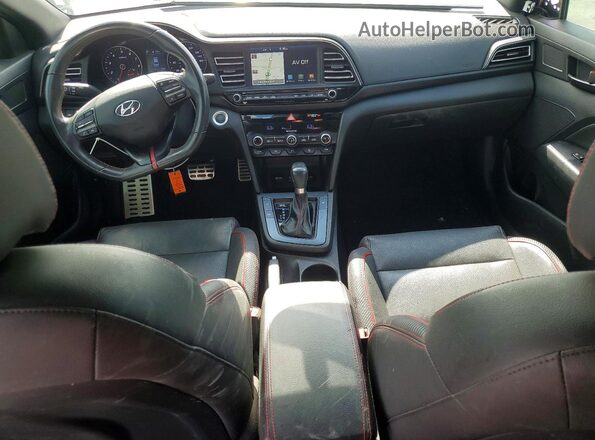 KMHD04LB9KU813169 2019 HYUNDAI ELANTRA Silver 