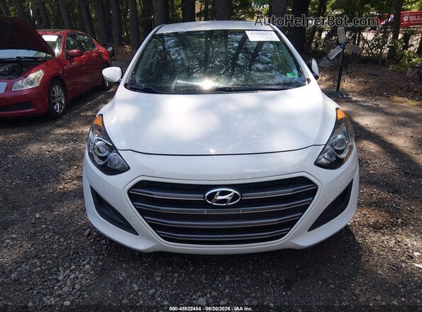KMHD35LH0GU318416 2016 HYUNDAI ELANTRA GT White Դիմացի տեսք