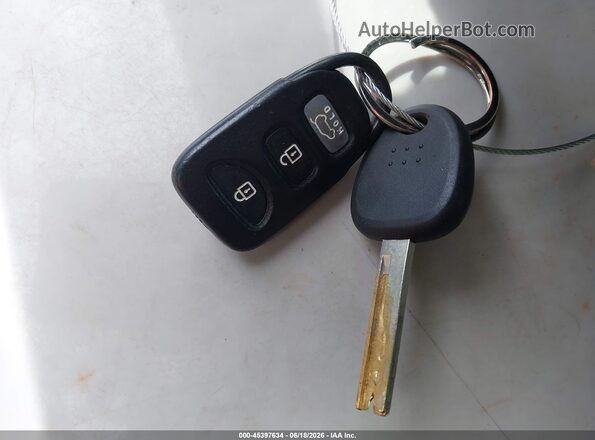 KMHD35LH3HU374593 2017 HYUNDAI ELANTRA GT Red Առջևի վահանակի տեսք