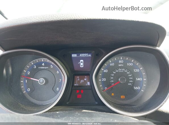 KMHD35LH4GU316166 2016 HYUNDAI ELANTRA GT Silver Widok tylnych siedzeń