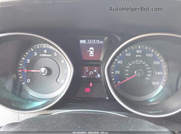 KMHD35LH8HU357482 2017 HYUNDAI ELANTRA GT Red Հետևի նստատեղերի տեսք