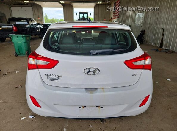 KMHD35LH9GU260984 2016 HYUNDAI ELANTRA White Widok z tyłu
