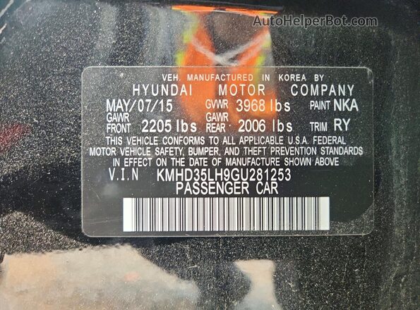KMHD35LH9GU281253 2016 HYUNDAI ELANTRA Black Widok komory silnika