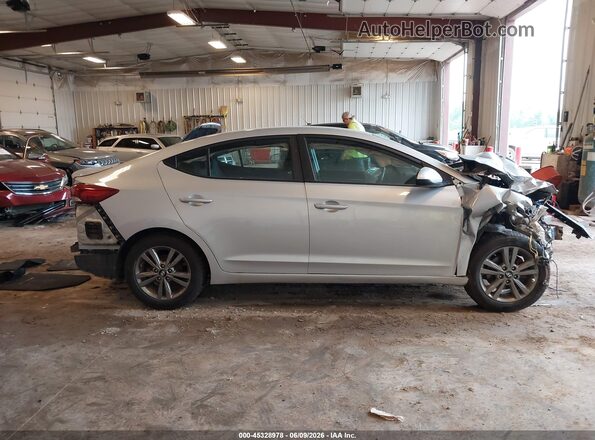 KMHD74LF0JU532553 2018 HYUNDAI ELANTRA Silver Vista interior trasera