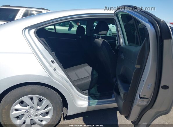 KMHD74LF1JU468815 2018 HYUNDAI ELANTRA Silver Vista de la etiqueta del VIN
