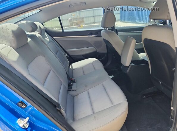 KMHD74LF3HU208748 2017 HYUNDAI ELANTRA Blue 