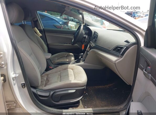 KMHD74LF4HU073232 2017 HYUNDAI ELANTRA Silver Vista interior delantera