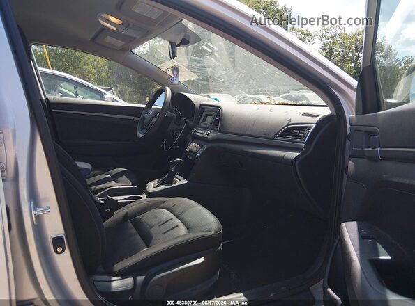 KMHD74LF6JU500027 2018 HYUNDAI ELANTRA Silver Vista interior delantera