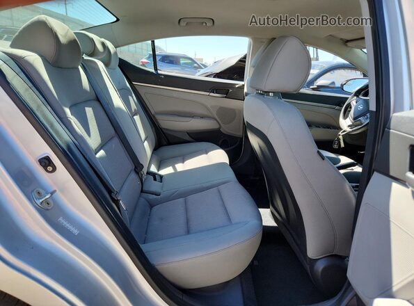 KMHD74LF7HU083656 2017 HYUNDAI ELANTRA Silver Widok tylnych siedzeń
