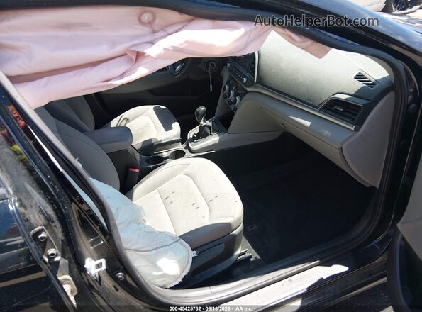KMHD74LF7KU837548 2019 HYUNDAI ELANTRA Черный Вид салона спереди