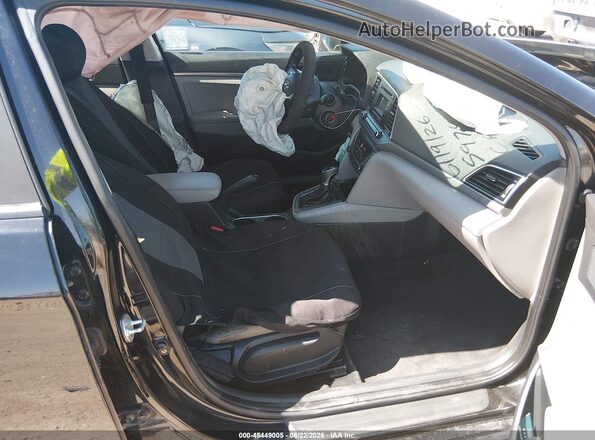 KMHD74LF8HU422229 2017 HYUNDAI ELANTRA Black წინა სალონის ხედი