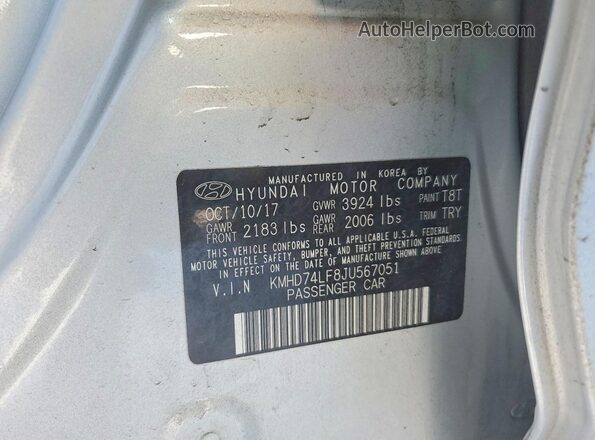 KMHD74LF8JU567051 2018 HYUNDAI ELANTRA Silver ძრავის განყოფილების ხედი