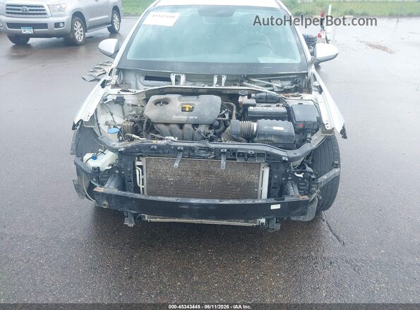 KMHD74LFXHU324707 2017 HYUNDAI ELANTRA Серебряный Вид спереди