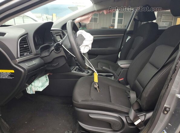 KMHD74LFXJU594879 2018 HYUNDAI ELANTRA Серый Вид салона спереди