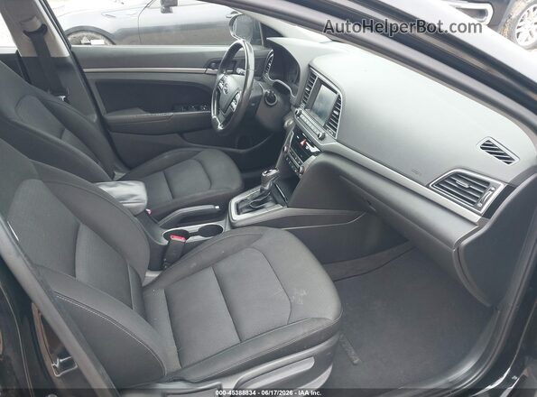 KMHD84LF0HU429608 2017 HYUNDAI ELANTRA Blue წინა სალონის ხედი