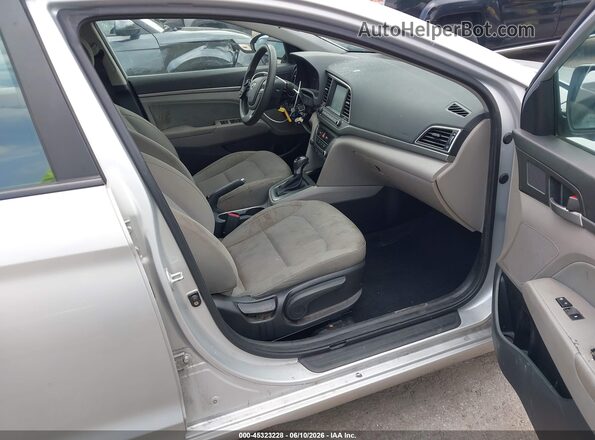 KMHD84LF1HU164584 2017 HYUNDAI ELANTRA Silver Вид салону спереду