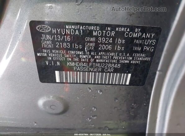 KMHD84LF1HU228848 2017 HYUNDAI ELANTRA Gray Widok komory silnika