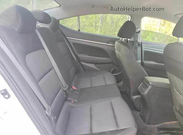 KMHD84LF1HU304469 2017 HYUNDAI ELANTRA White 