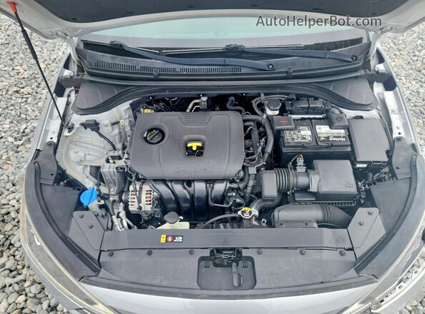 KMHD84LF1LU105172 2020 HYUNDAI ELANTRA Silver Rear interior view