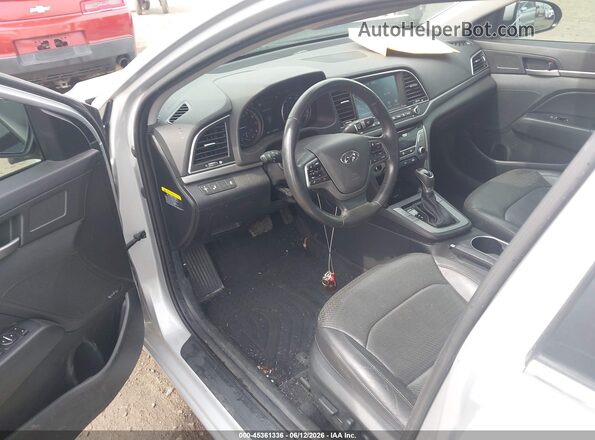 KMHD84LF2HU267013 2017 HYUNDAI ELANTRA Серебряный 
