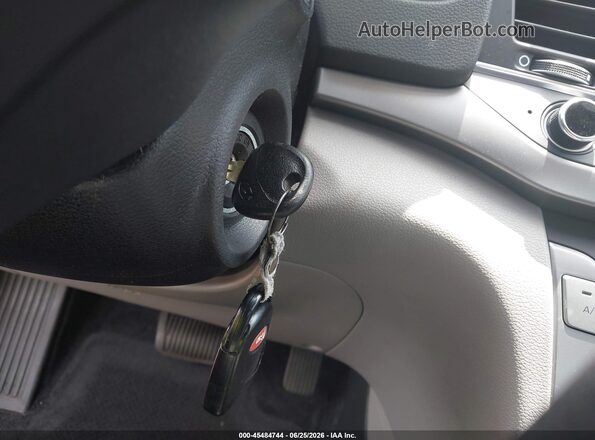 KMHD84LF2HU422577 2017 HYUNDAI ELANTRA Gray Dashboard view