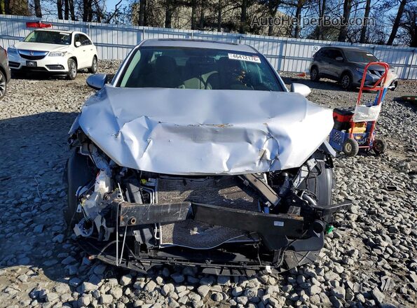 KMHD84LF2JU522328 2018 HYUNDAI ELANTRA Silver Դիմացի տեսք