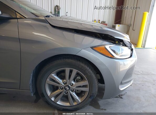 KMHD84LF2JU685013 2018 HYUNDAI ELANTRA Gray Вид спереду