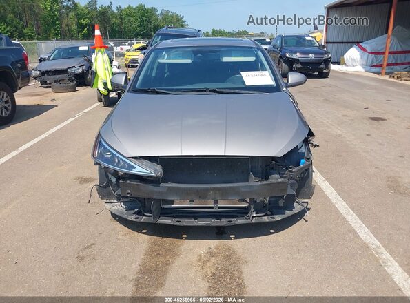 KMHD84LF2LU046648 2020 HYUNDAI ELANTRA Серебряный Вид задней части салона