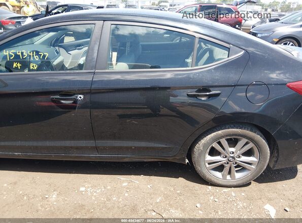 KMHD84LF3HU227958 2017 HYUNDAI ELANTRA Black Դիմացի տեսք