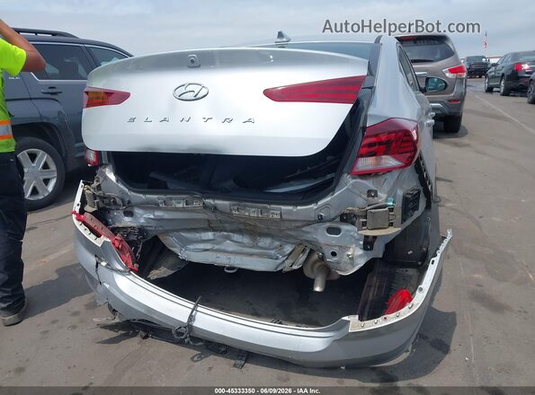 KMHD84LF3LU027705 2020 HYUNDAI ELANTRA Silver Դիմացի տեսք