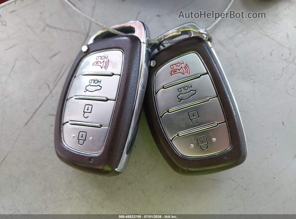KMHD84LF4HU229704 2017 HYUNDAI ELANTRA Red წინა პანელის ხედი