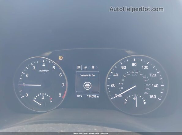 KMHD84LF4HU229704 2017 HYUNDAI ELANTRA Red უკანა სავარძლების ხედი