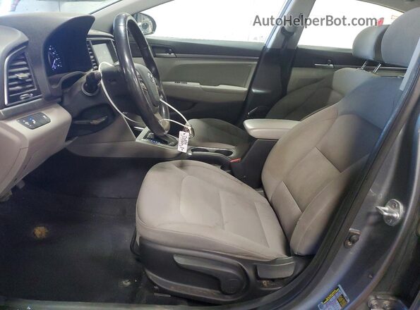 KMHD84LF4JU657844 2018 HYUNDAI ELANTRA Silver Vista interior delantera