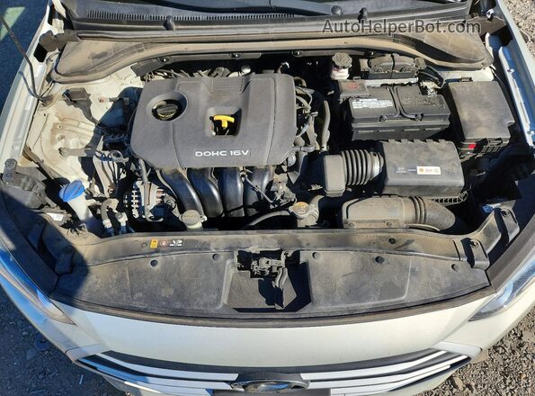 KMHD84LF6HU328458 2017 HYUNDAI ELANTRA Silver Rear interior view