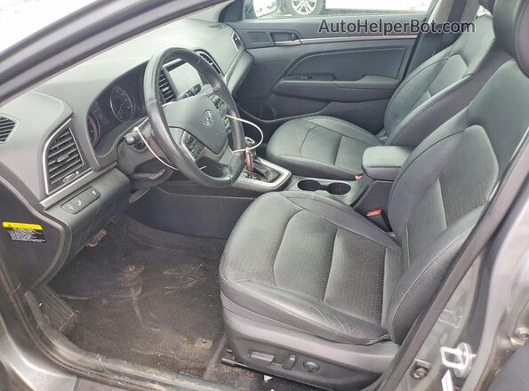 KMHD84LF7HU070077 2017 HYUNDAI ELANTRA Charcoal წინა სალონის ხედი