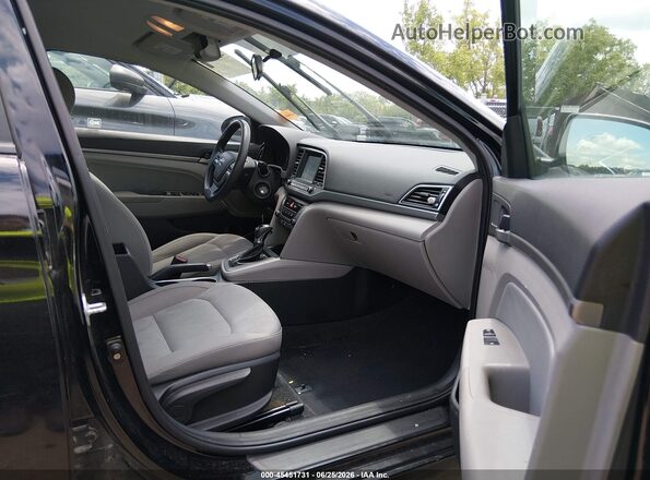 KMHD84LF7HU223895 2017 HYUNDAI ELANTRA Black წინა სალონის ხედი