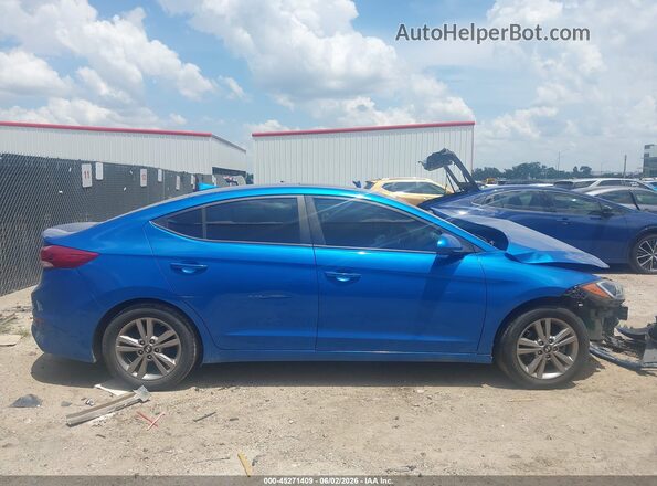 KMHD84LF8HU253195 2017 HYUNDAI ELANTRA Blue უკანა სალონის ხედი